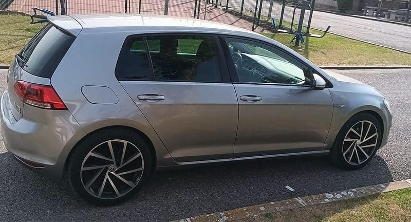 Usado 2013 VW Golf VII Sedan | € 13.000 (Bom preço) - Imagem 1/4