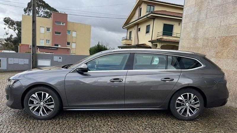Usado Peugeot 508 Business-Line 130 HP (95 kW) 2020 Cinza Carrinha