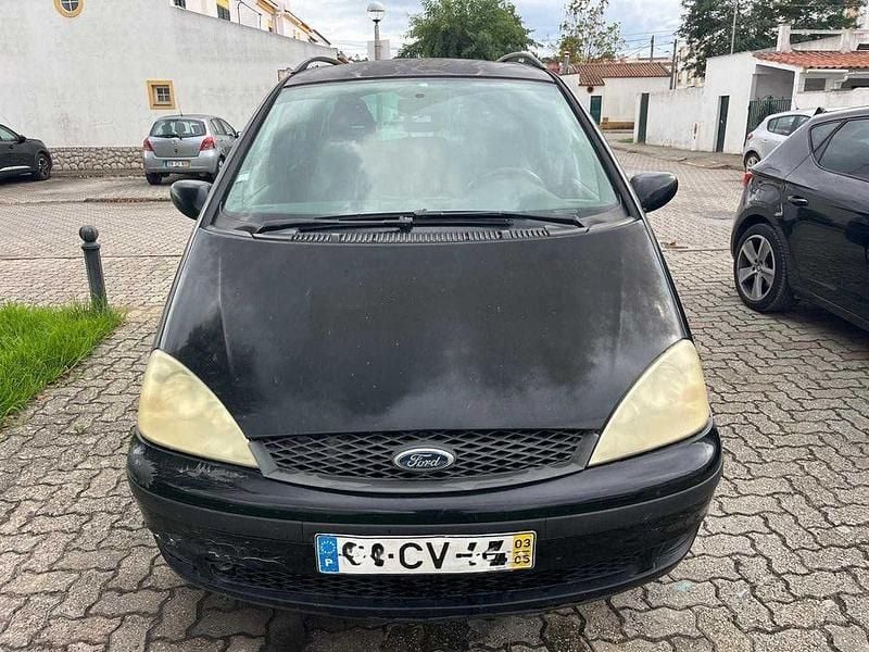 Usado 2003 Ford Galaxy Monovolume | € 3.000 - Imagem 1/4