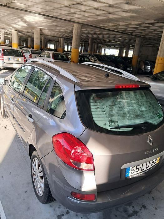 Usado Renault Clio II 75 HP (55 kW) 2011 Carrinha