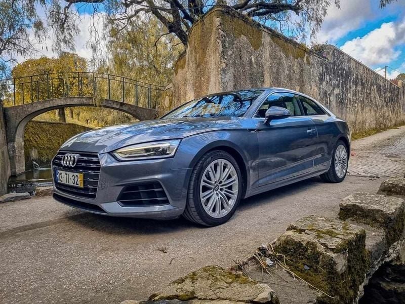 Cinzento Usado 2017 Audi A5 Coupé | € 24.900 (Super Preço) - Imagem 1/4