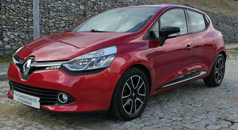 Usado 2013 Renault Clio IV Dynamique Sedan | € 7.500 (Preço justo) - Imagem 1/4