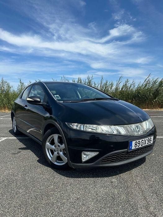 Usado 2008 Honda Civic Sport Sedan | € 5.400 (Bom preço) - Imagem 1/4