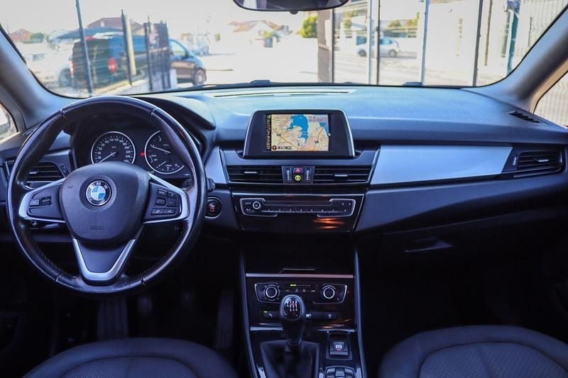 Usado BMW 216 Advantage 116 HP (85 kW) 2015 Cinza Carrinha