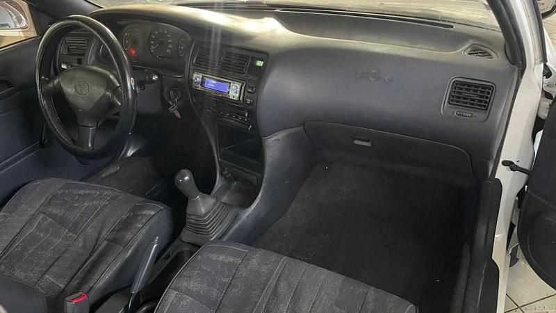 Usado Toyota Corolla 67 HP (49 kW) 1993 Branco Carrinha
