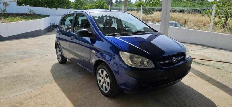 Azul Usado 2006 Hyundai Getz Citadino | € 2.300 - Imagem 1/4