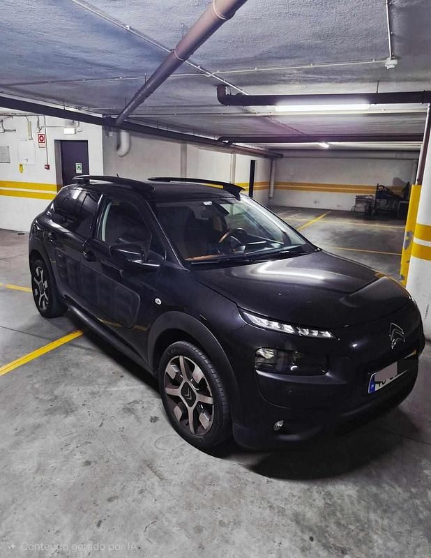 Usado Citroën C4 Cactus PureTech 82 HP (60 kW) 2016 Preto Citadino