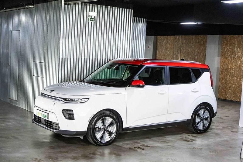 Branco Usado 2019 Kia Soul EV Spirit SUV | € 19.990 (Preço justo) - Imagem 1/4
