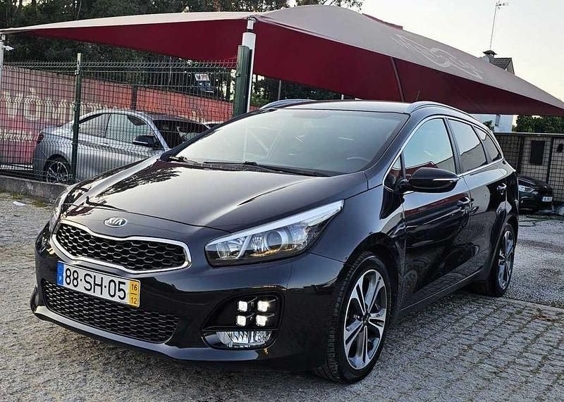 Usado Kia Ceed GT GT-Line 136 HP (100 kW) 2016 Sedan