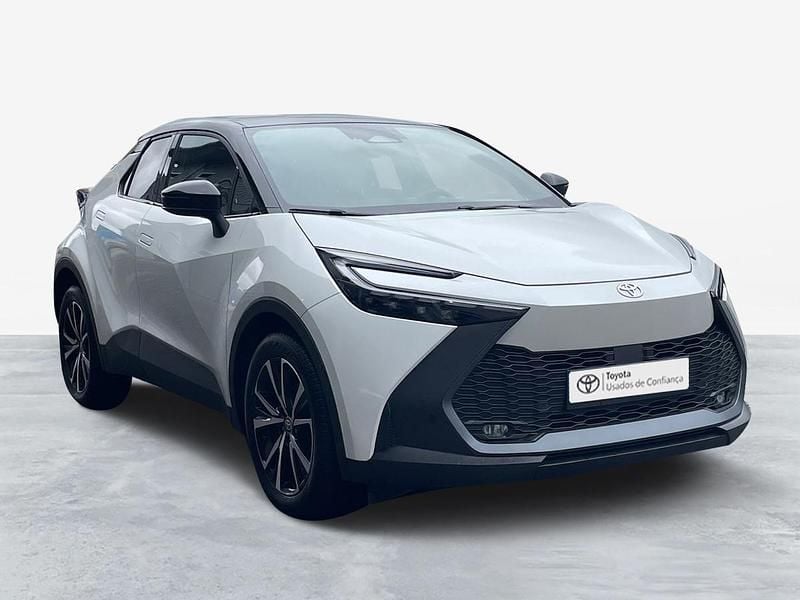 Branco (pintura metalizada especial) Usado 2024 Toyota C-HR SUV | € 37.000 (Preço elevado) - Imagem 1/4