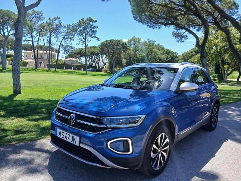 Azul Usado 2022 VW T-Roc SUV | € 20.900 (Preço justo) - Imagem 1/4