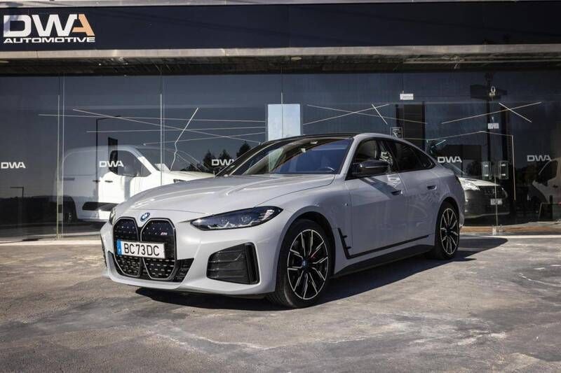 Cinzento Usado 2023 BMW i4 Sedan | € 53.900 (Bom preço) - Imagem 1/1