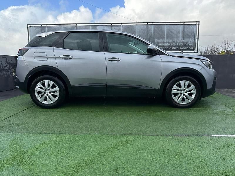 Usado Peugeot 3008 Active 130 HP (95 kW) 2020 Cinza SUV