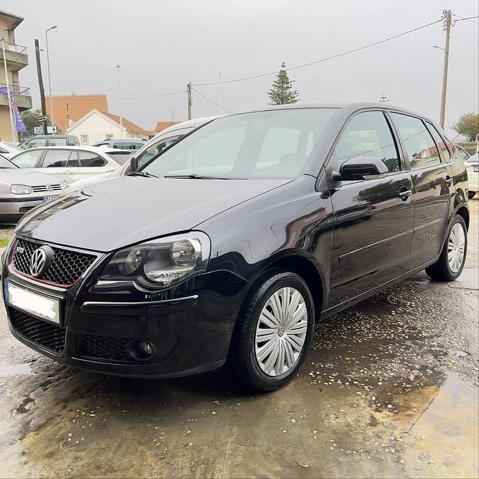 Usado 2009 VW Polo Sedan | € 4.390 (Preço justo) - Imagem 1/4