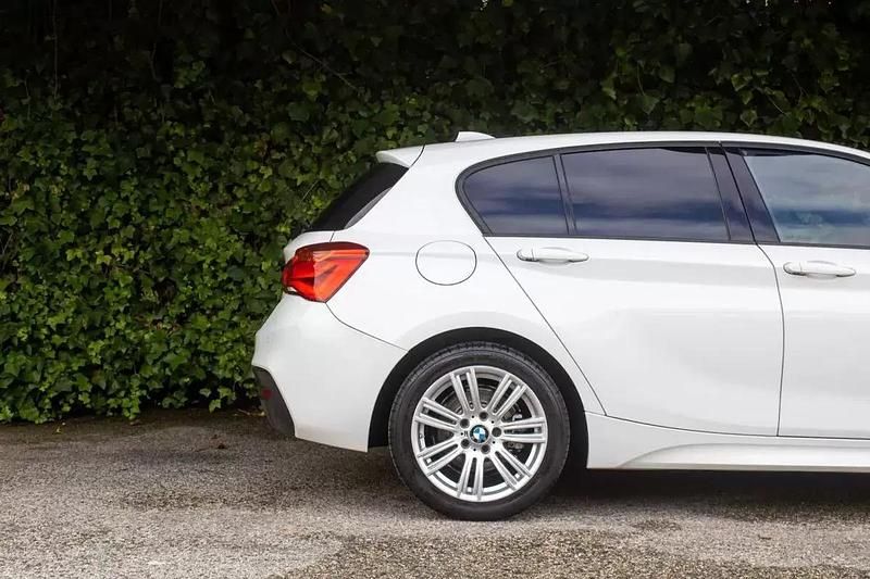 Usado BMW 116 116 HP (85 kW) 2016 Branco Citadino