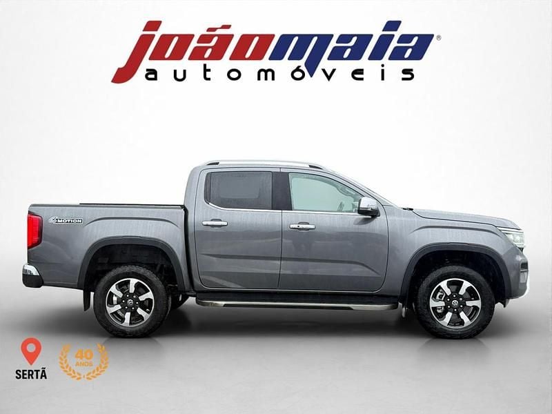 Usado VW Amarok 241 HP (177 kW) 2025 Cinzento Pickup