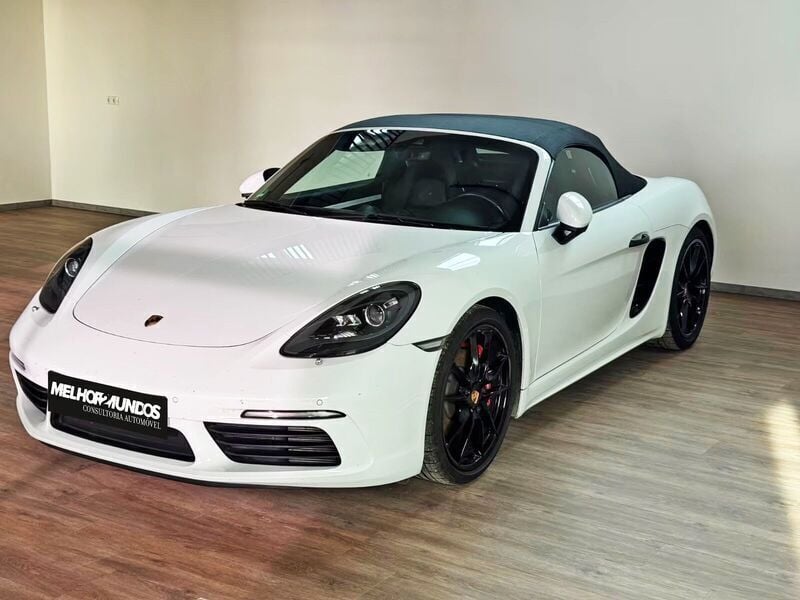 Branco Usado 2017 Porsche 718 Sport Cabrios | € 73.900 (Caro) - Imagem 1/2
