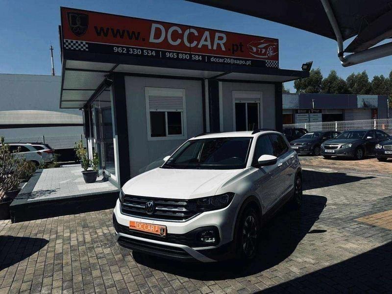Branco Usado 2019 VW T-Cross SUV | € 26.480 - Imagem 1/4
