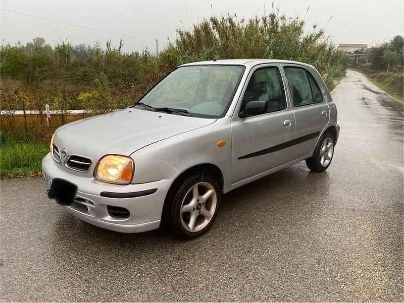 Usado 2001 Nissan Micra Sedan | € 3.700 - Imagem 1/4