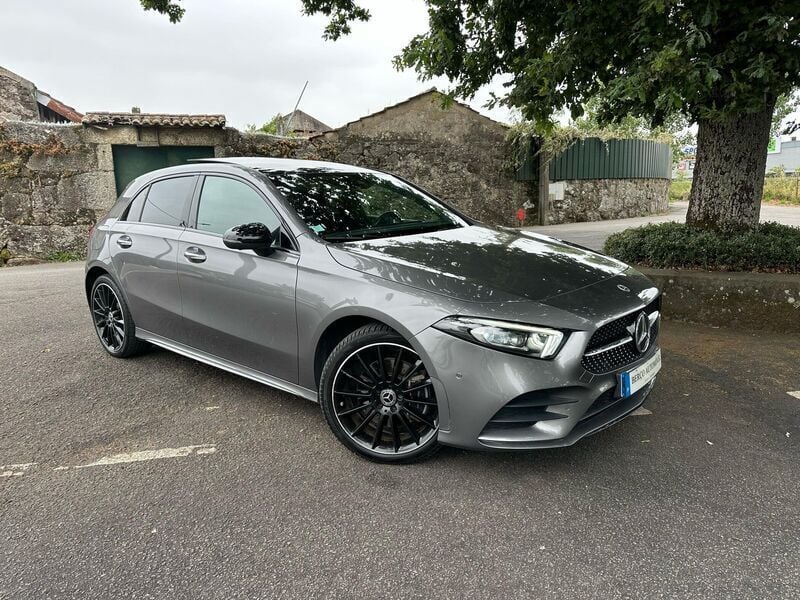 Cinza Usado 2022 Mercedes A250 AMG line Sedan | € 32.990 (Preço justo) - Imagem 1/4