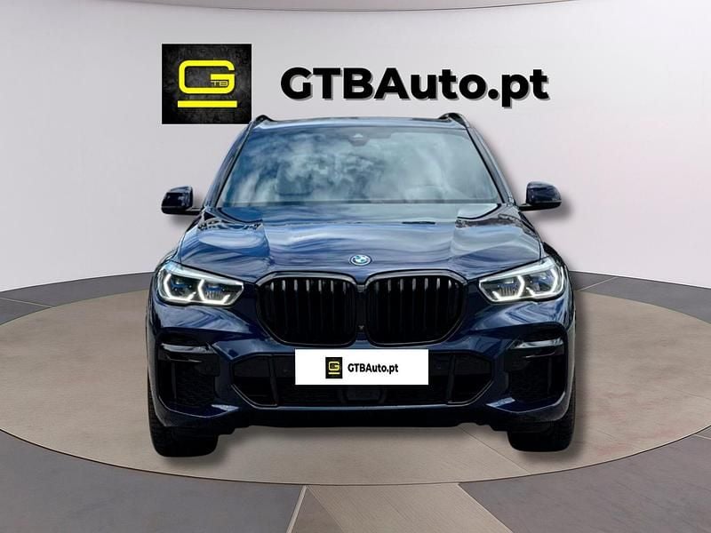 Azul Usado 2022 BMW X5 Comfort Edition SUV | € 59.999 - Imagem 1/4