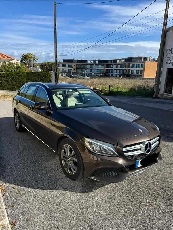 Usado Mercedes C220 170 HP (125 kW) 2017 Outra Carrinha
