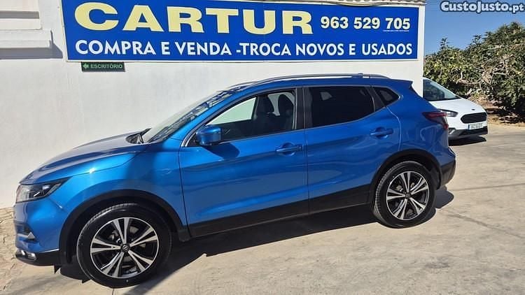 Azul Usado 2018 Nissan Qashqai SUV | € 19.950 (Preço justo) - Imagem 1/1