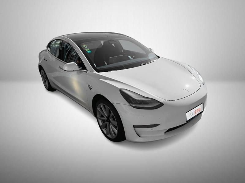 Branco Usado 2020 Tesla Model 3 Sedan | € 27.990 (Preço justo) - Imagem 1/2