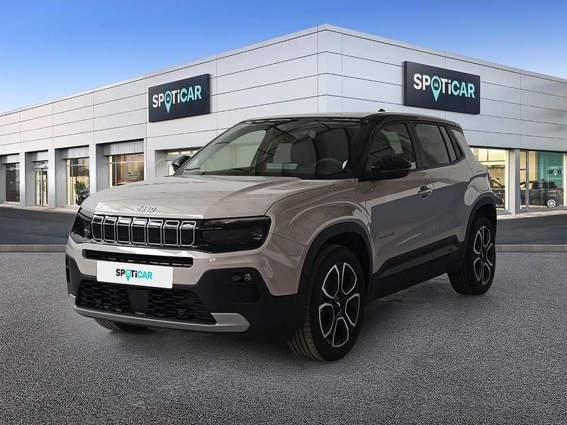 Usado Jeep Avenger Summit 101 HP (74 kW) 2025 Bege SUV