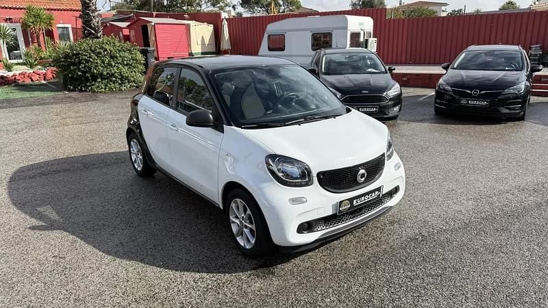Usado Smart ForFour Electric Drive Passion 60 kW (82 HP) 2017 Branco