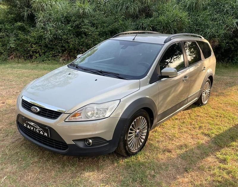 Cinza Usado 2010 Ford Focus Titanium Carrinha | € 6.500 (Preço justo) - Imagem 1/4
