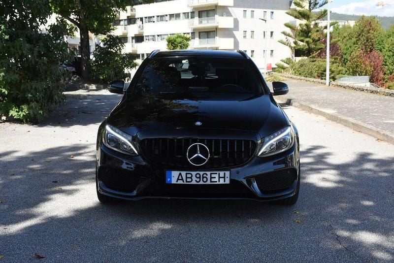 Usado Mercedes C220 AMG 170 HP (125 kW) 2015 Sedan