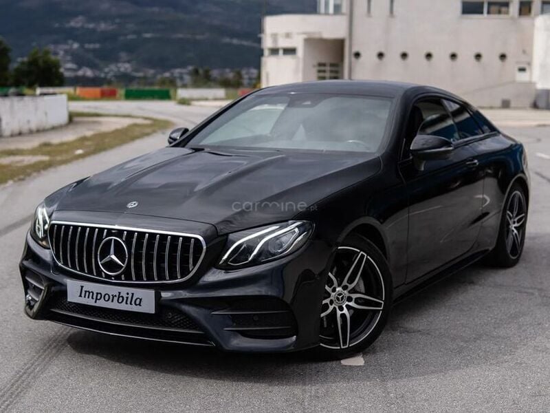 Usado Mercedes E220 AMG line 194 HP (142 kW) 2017 Preto Coupé