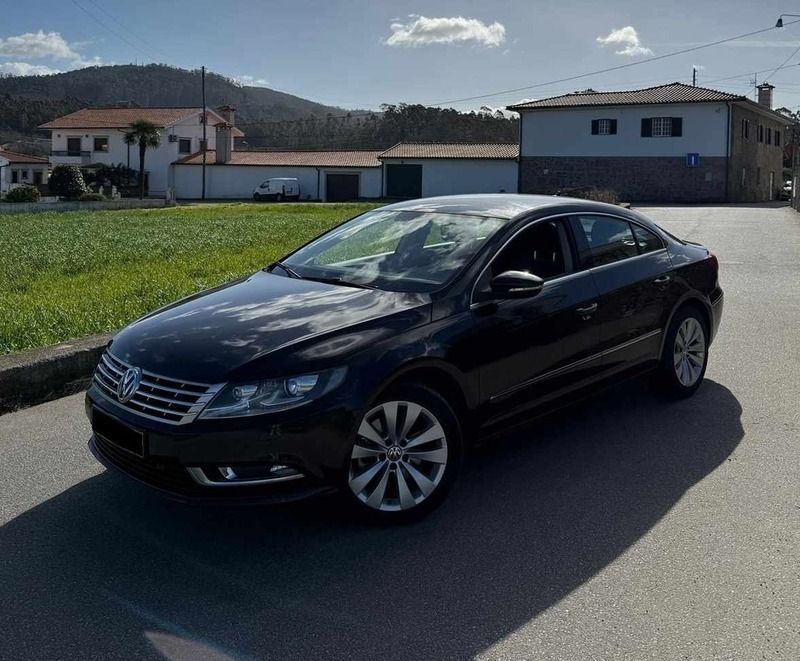 Preto Usado 2012 VW CC Sedan | € 10.950 - Imagem 1/4