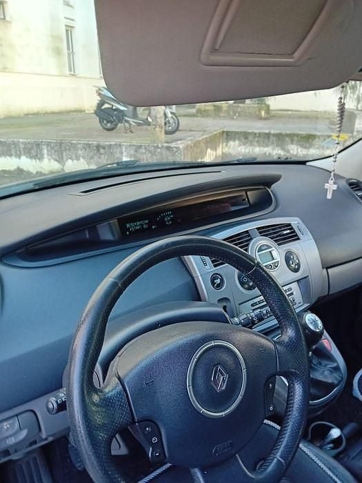 Usado Renault Mégane II 78 HP (57 kW) 2006 Sedan