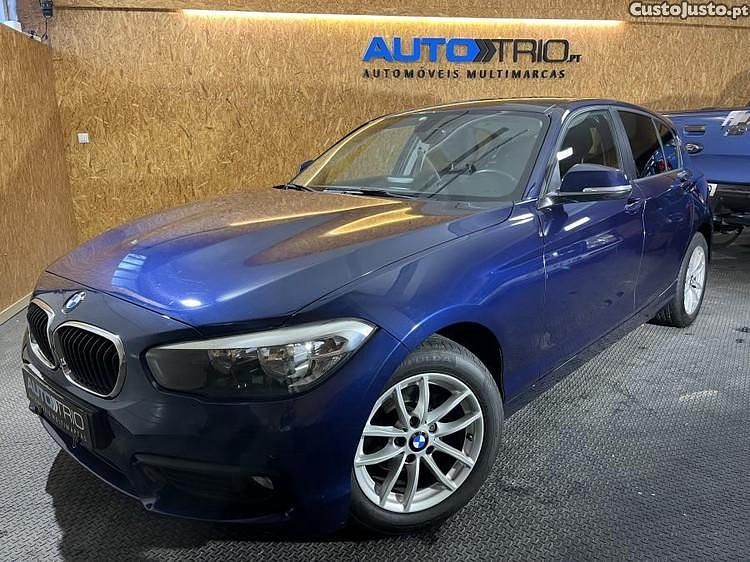 Azul Usado 2018 BMW 116 Advantage Citadino | € 15.900 (Preço justo) - Imagem 1/1