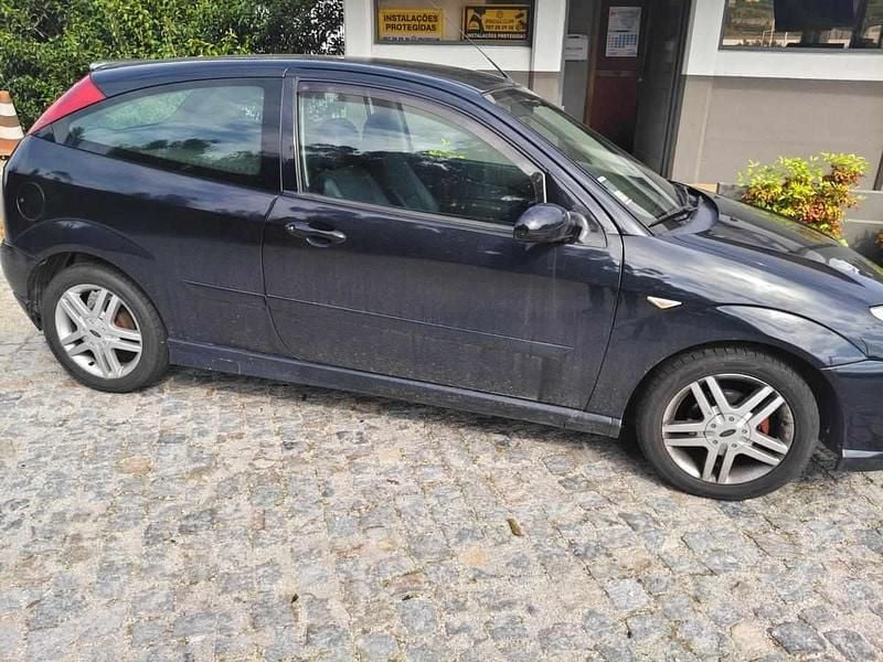 Preto Usado 2000 Ford Focus Carrinha | € 2.250 (Preço justo) - Imagem 1/4