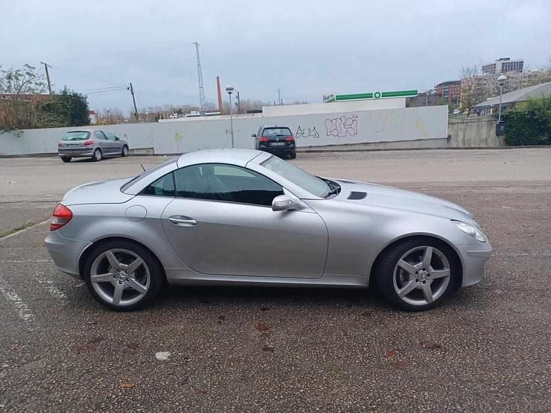 Usado Mercedes SLK200 163 HP (119 kW) 2005 Cinzento Cabrios
