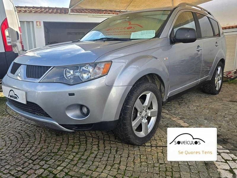 Cinzento Usado 2007 Mitsubishi Outlander SUV | € 6.750 - Imagem 1/4