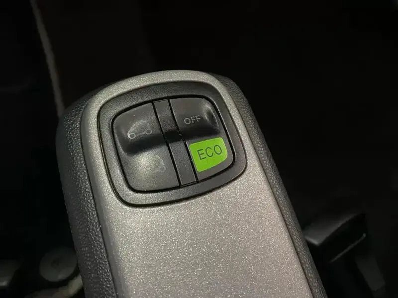 Usado Smart ForTwo Cabrio Pure 71 HP (52 kW) 2009 Cinzento Cabrios