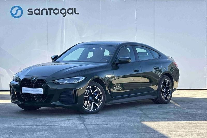 Verde Usado 2022 BMW i4 Comfort Edition Sedan | € 44.500 (Caro) - Imagem 1/4