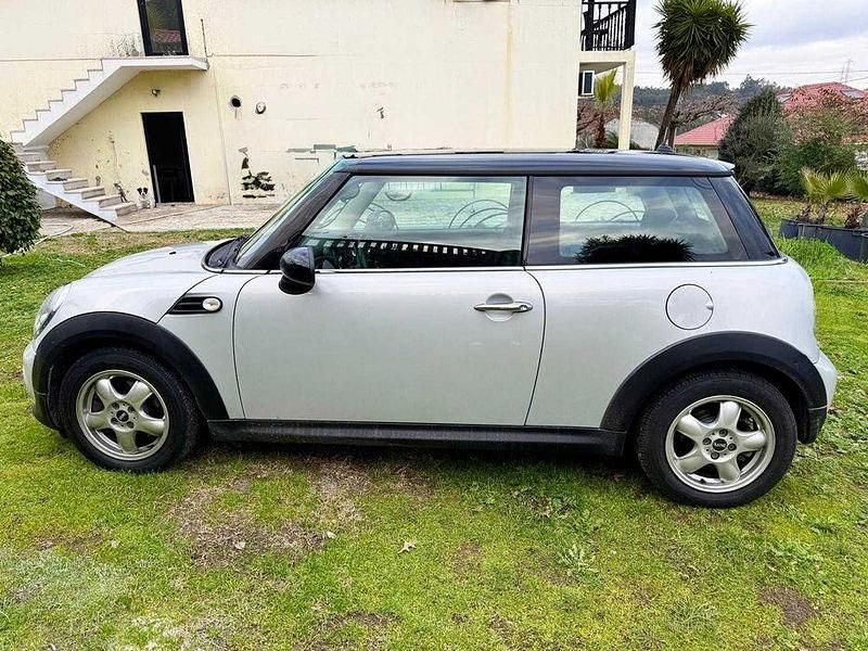 Usado Mini Cooper D 112 HP (82 kW) 2010 Citadino