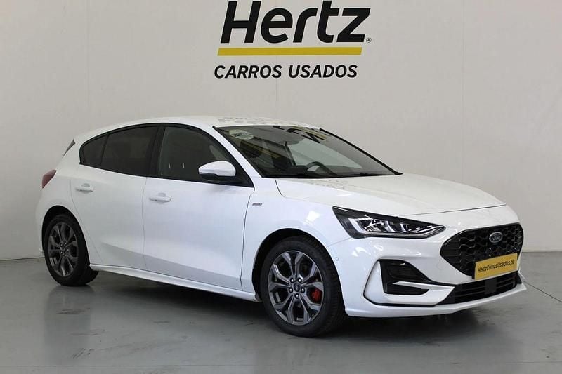 Branco Usado 2023 Ford Focus ST-Line | € 19.390 (Bom preço) - Imagem 1/4
