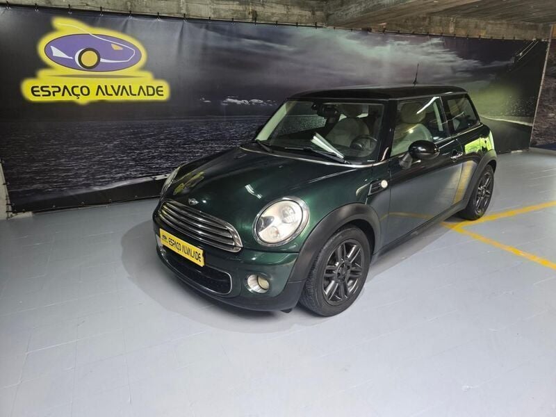 Usado Mini ONE 90 HP (66 kW) 2011 Verde Citadino