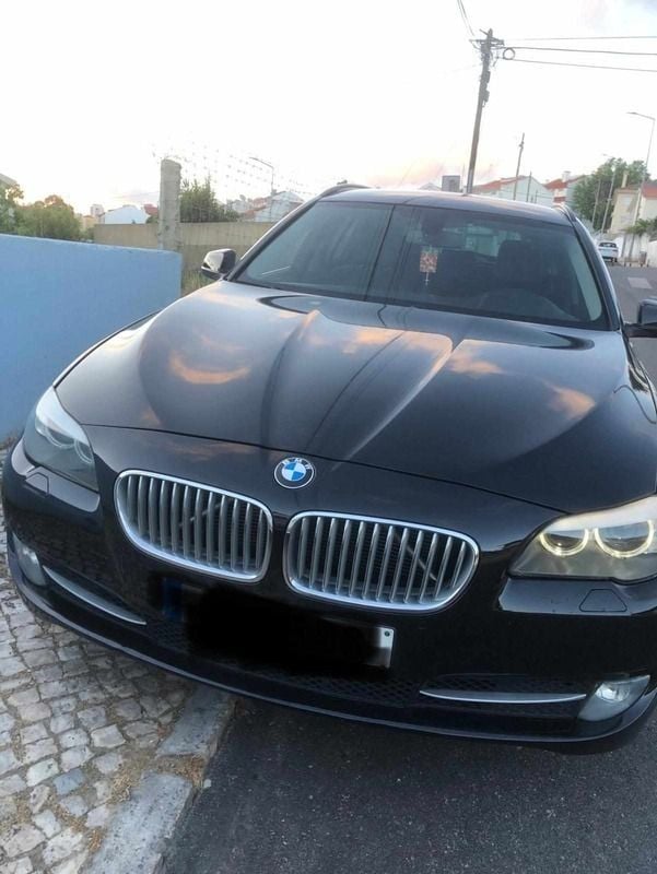 Preto Usado 2013 BMW 525 Carrinha | € 15.000 (Bom preço) - Imagem 1/4