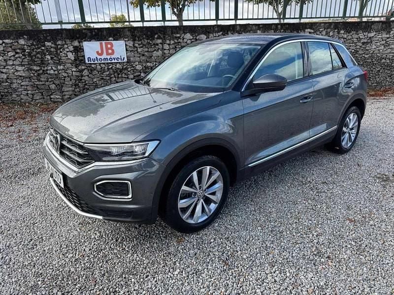 Cinzento Usado 2018 VW T-Roc SUV | € 18.250 (Preço justo) - Imagem 1/4