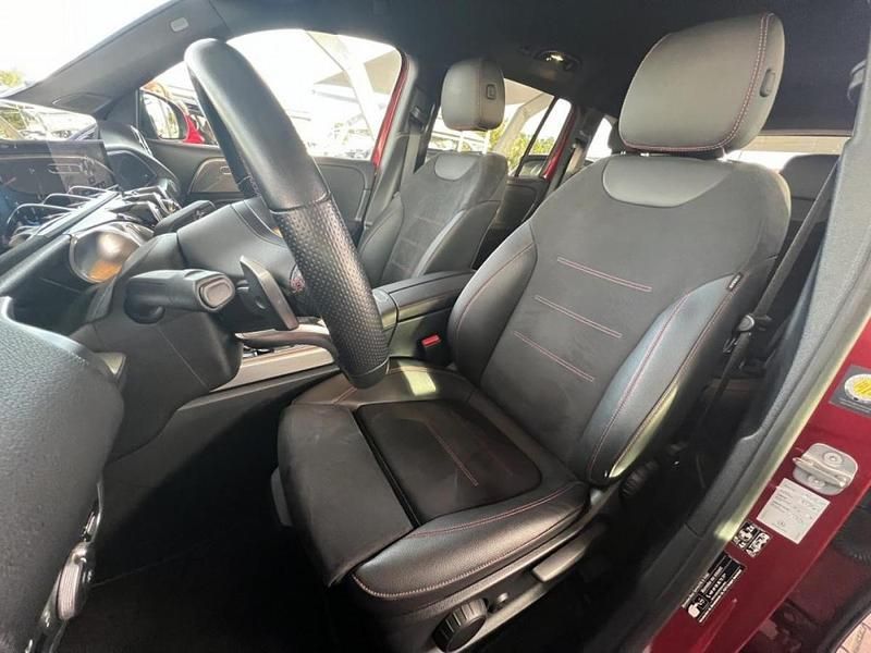 Usado Mercedes 200 150 HP (110 kW) 2023 Vermelho