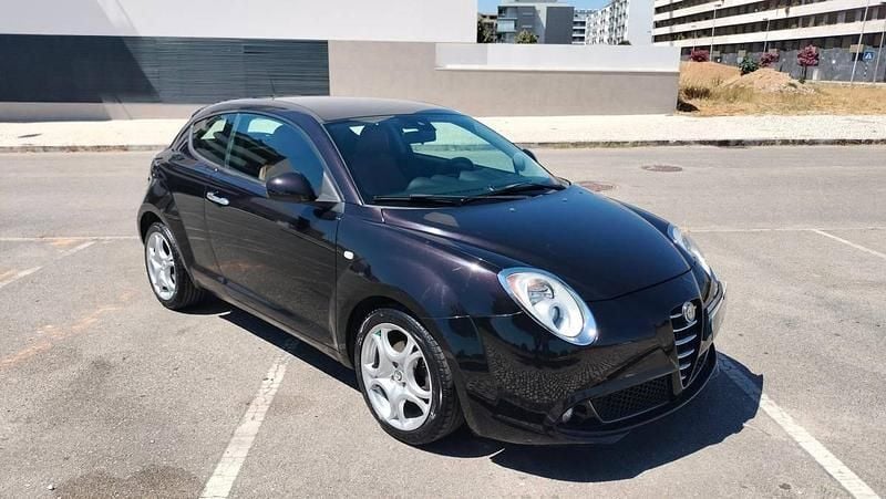 Preto Usado 2011 Alfa Romeo MiTo Citadino | € 6.950 (Bom preço) - Imagem 1/4