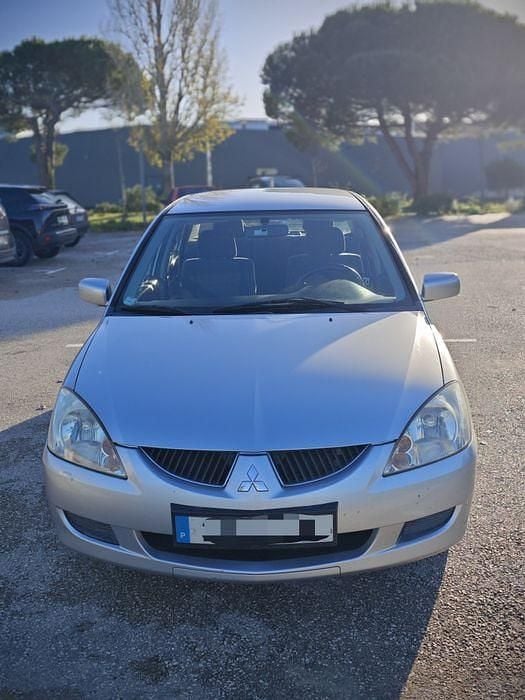 Usado 2004 Mitsubishi Lancer Sedan | € 2.550 - Imagem 1/4
