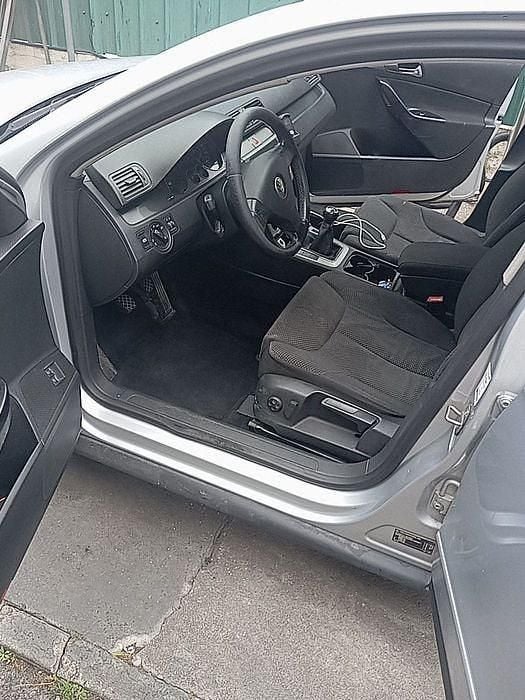 Usado 2007 VW Passat Sedan | € 4.300 (Bom preço) - Imagem 1/4